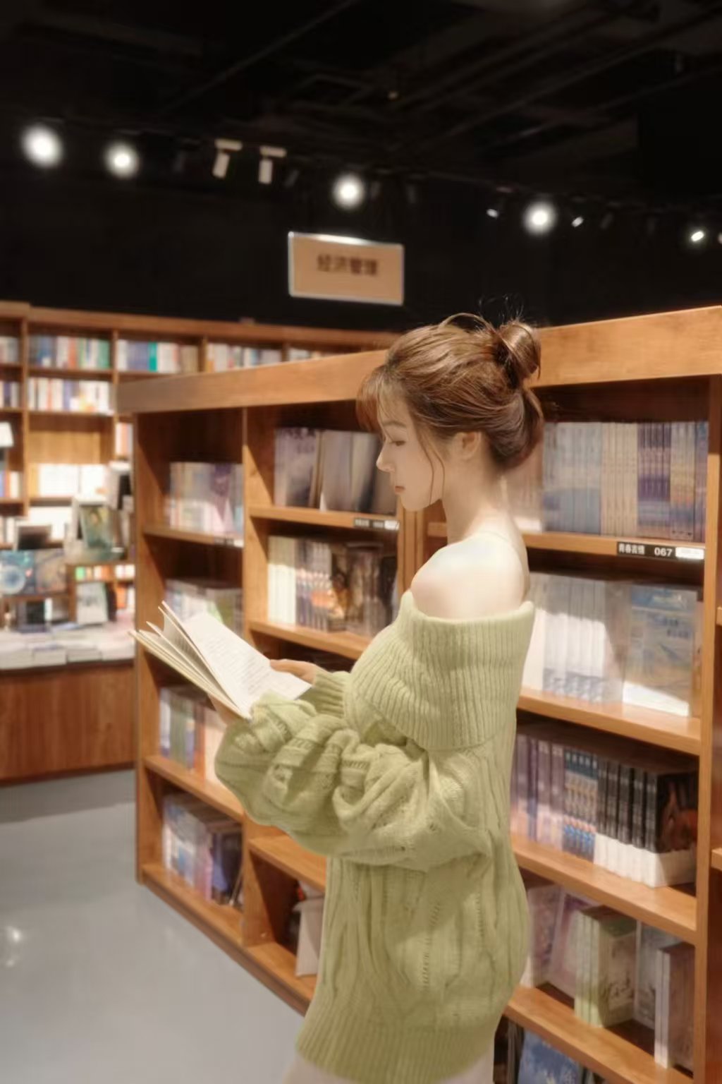 “甜蜜定制”并不甜蜜：揭开“糖爹”平台背